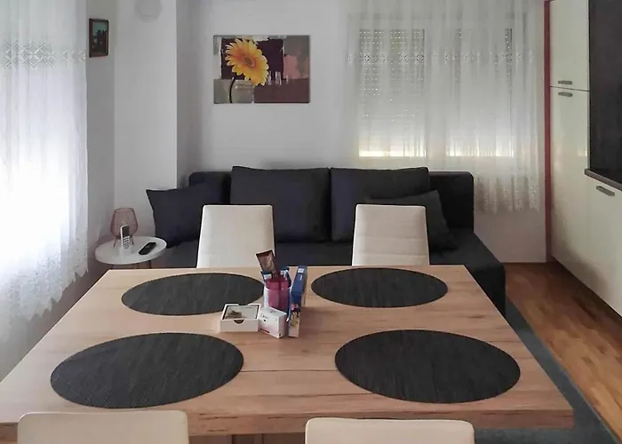 Karin Oasis 1 غورني كارين